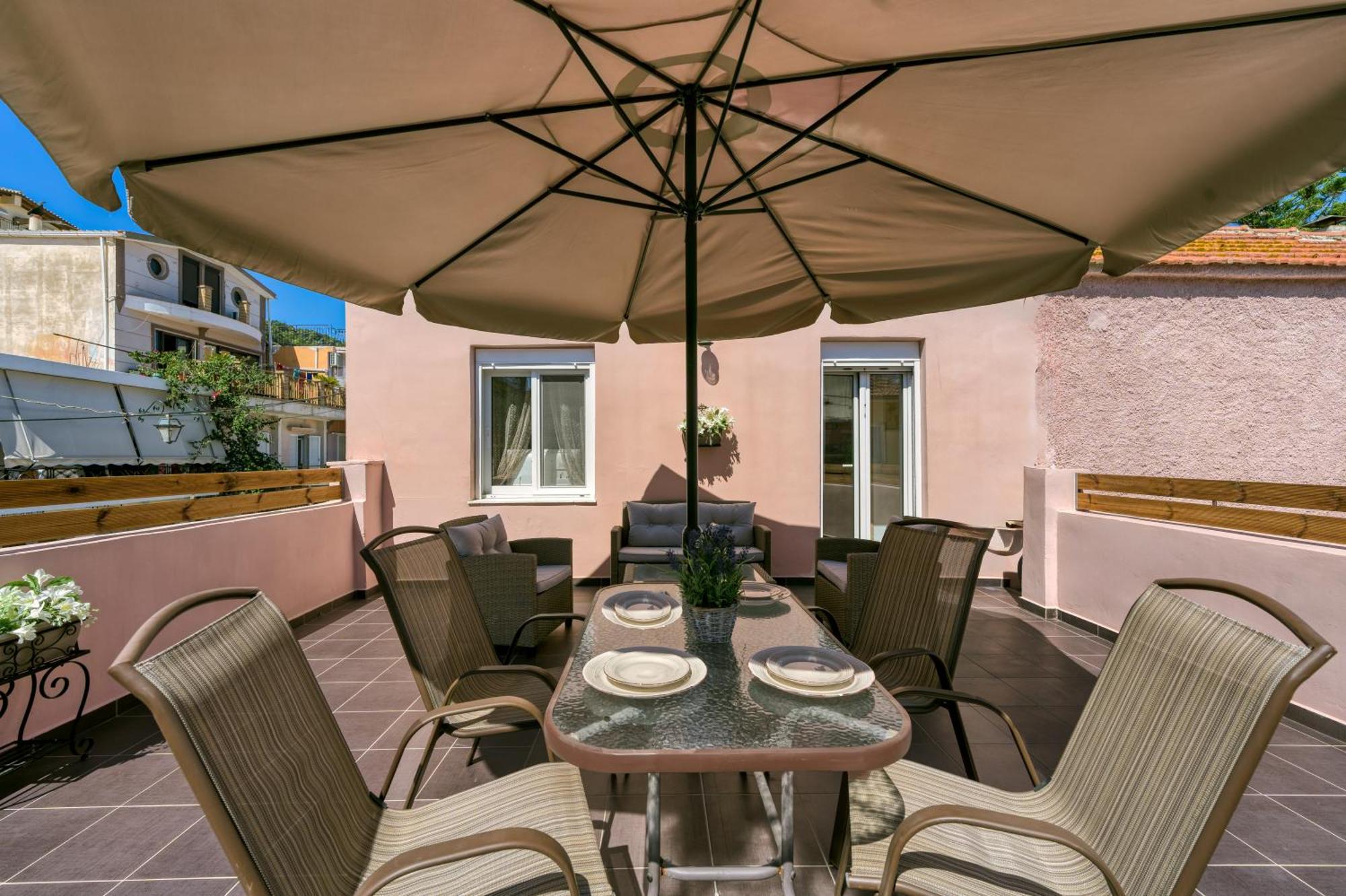 Dennis City Center Elegant Apartment Zakynthos Exterior photo